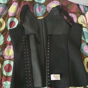 Body chapping corset